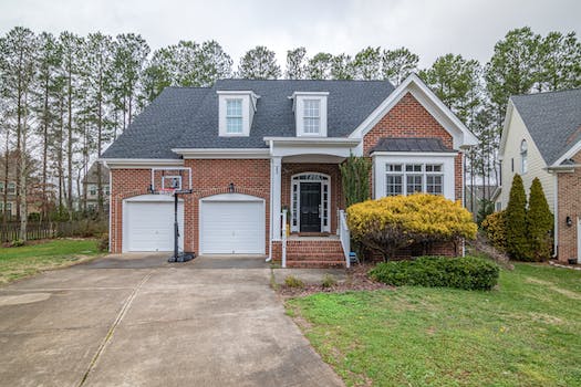 how to insulate garage door